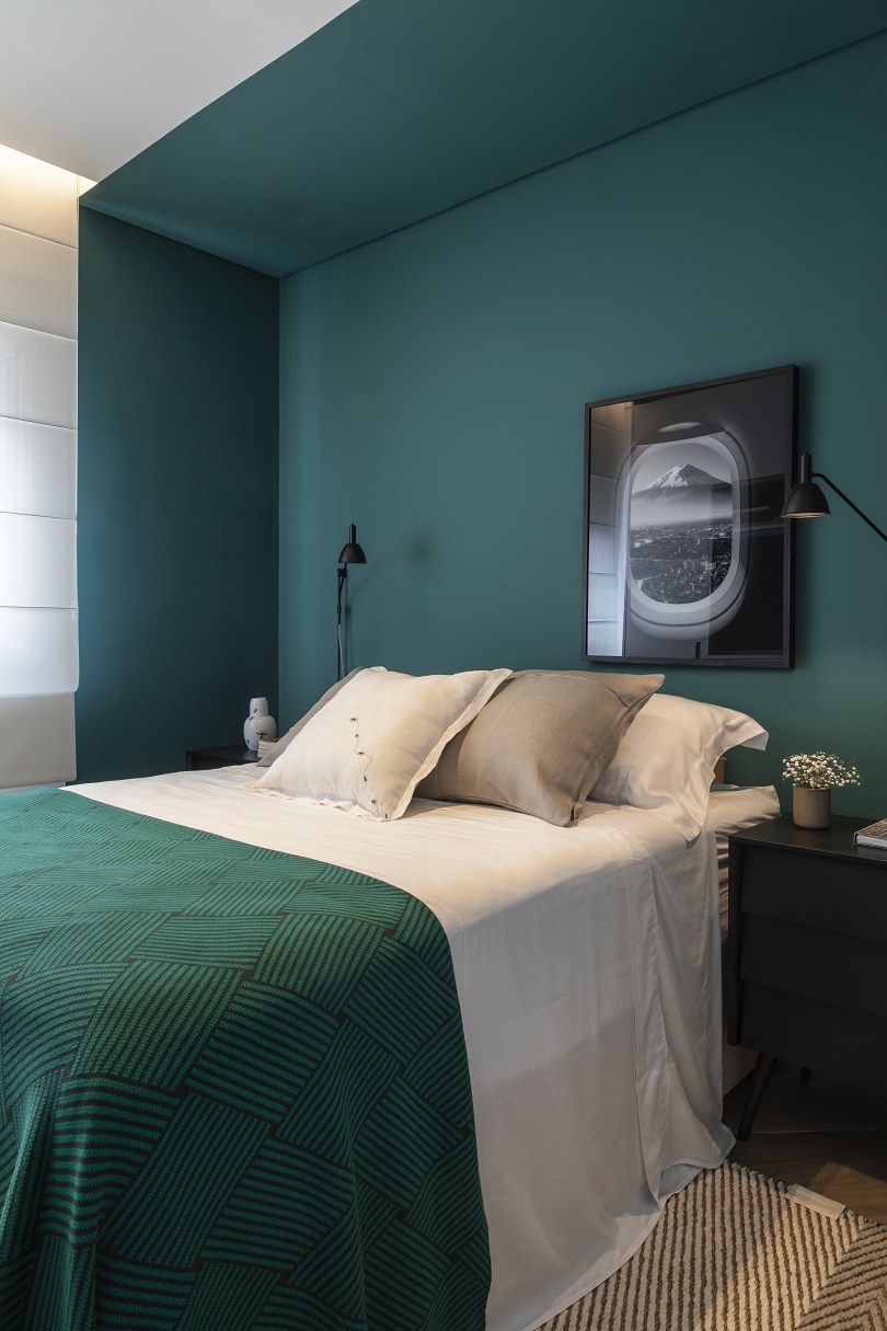 quarto com parede verde