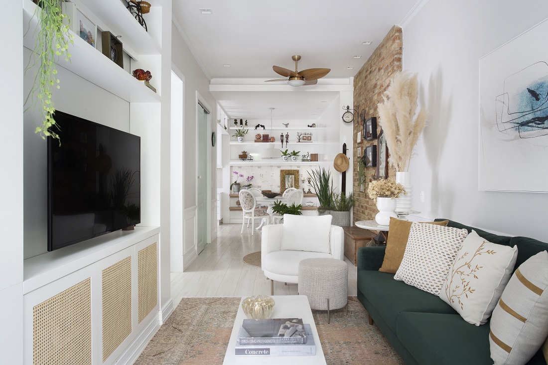 casa com decoração shabby chic valoriza peças antigas da família