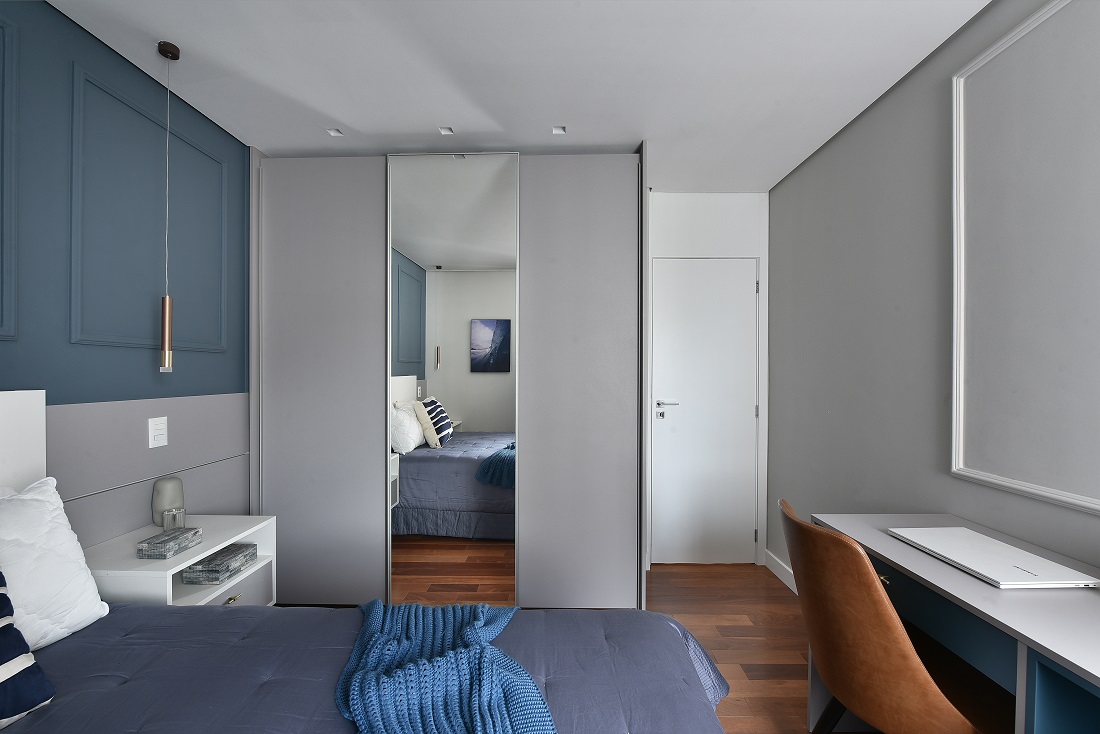quarto de hóspedes azul e cinza