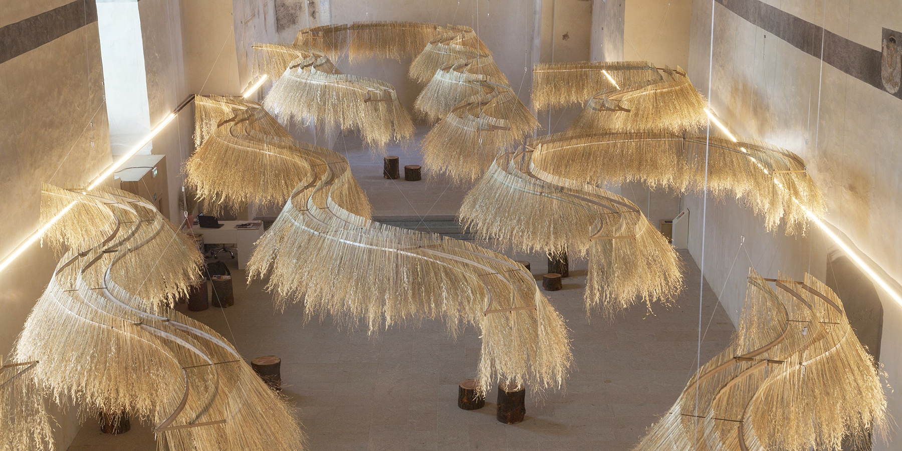 Da moda ao décor: a palha ressurge como símbolo do design brasileiro ...