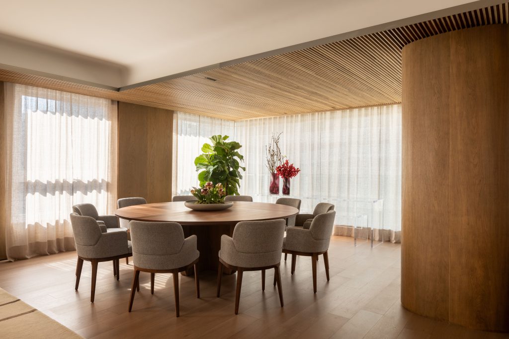 Apartamento no Itaim Bibi, São Paulo, com projeto assinado pelo arquiteto David Bastos | Foto: Carolina Lacaz/Divulgação